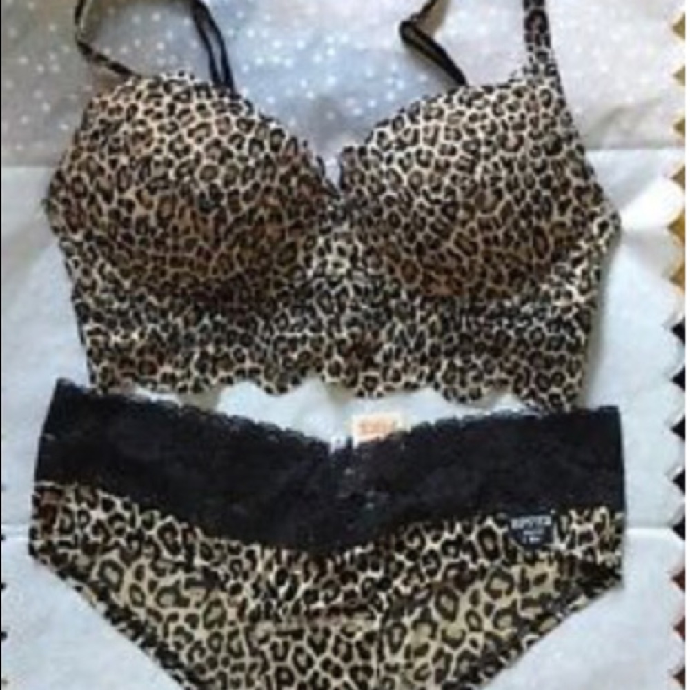Victoria’s Secret Pink Leopard Print Bra hiphugger